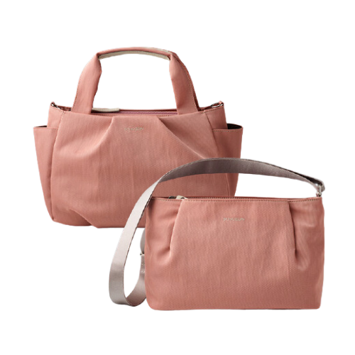 本館4階〈ショゾン〉㊧トートバッグ㊨ショルダーバッグ