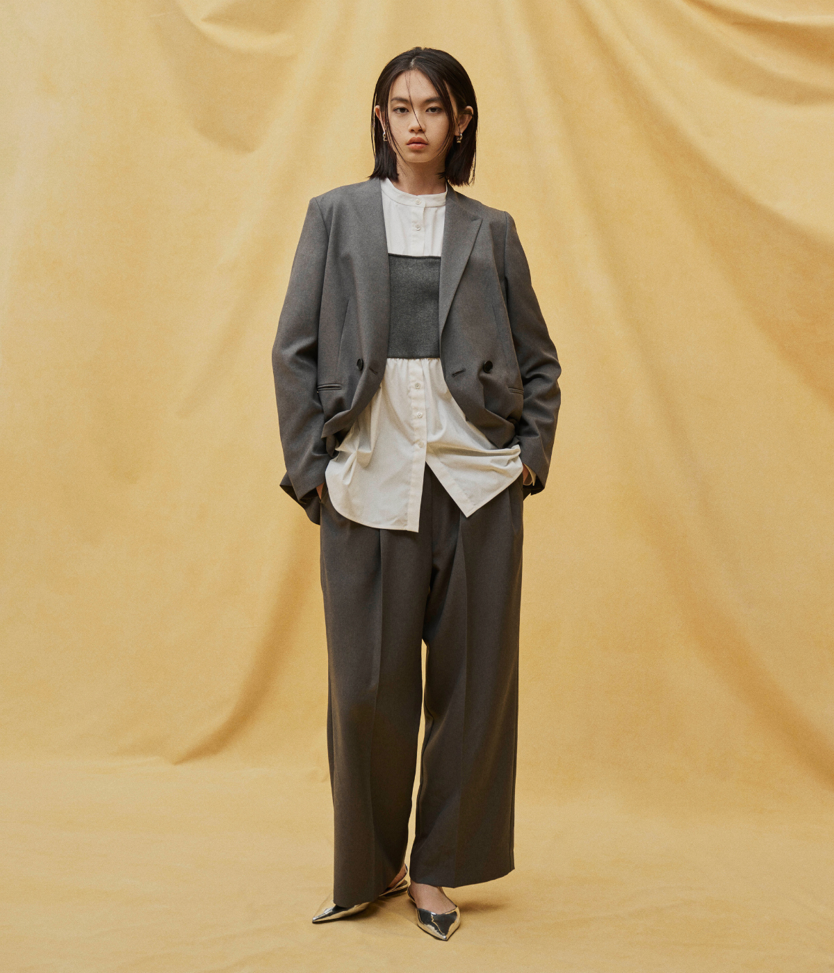 〈キャストコロン〉